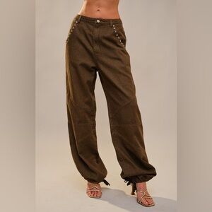 Blue B Collection Studded Jogger Pants Women’s L Washed Brown • Wide Leg Cargo